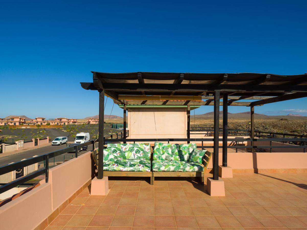 Private Terrace Majanicho Home -Garden & Pool La Oliva Exterior foto